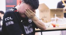 NG娱乐-包含Uzi爆冷击败SKT，战术调整引爆全场！的词条