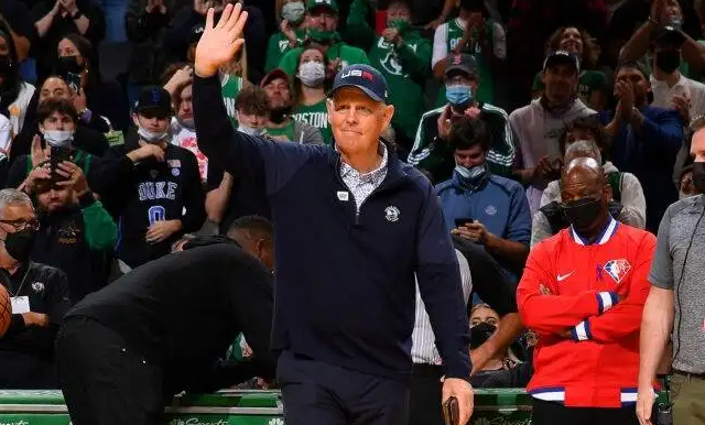 加时末段亚特兰大调整名单以备NBA常规赛，官宣签约环节打磨，管理层满意，球队文化再被提及的简单介绍